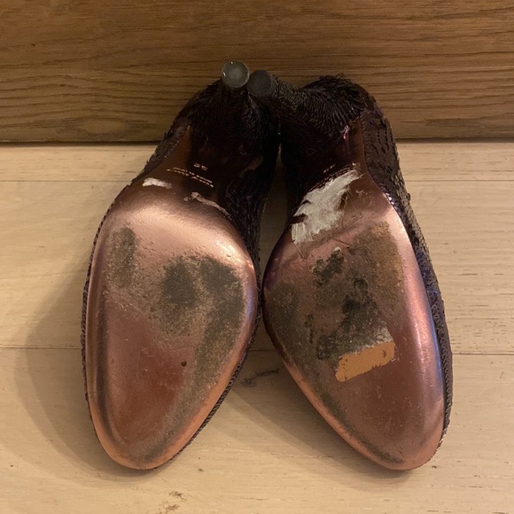 Worn once Miu Miu black/purple sequin pump 5 - Picture 4 of 4